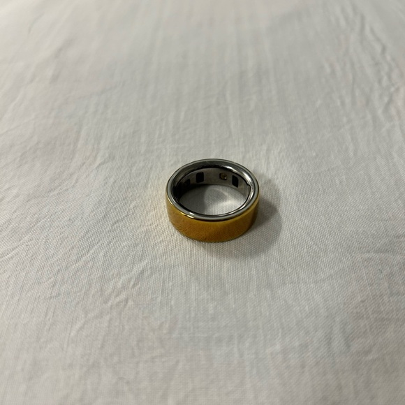 USED ROSE GOLD OURA RING SIZE 8 - Picture 3 of 3